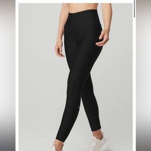 Alo Airlift Leggings
